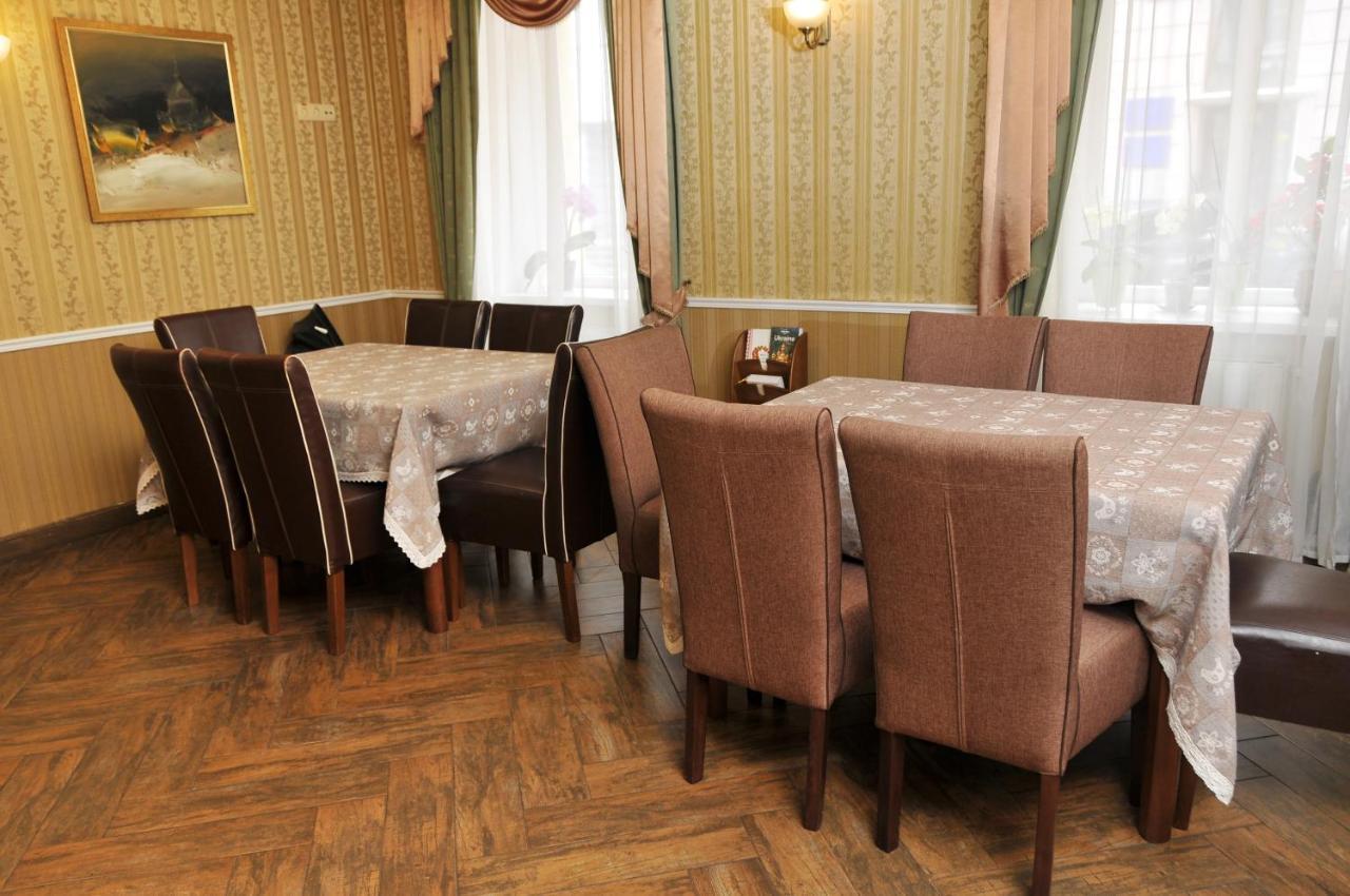 Hotel Irena Львов Экстерьер фото