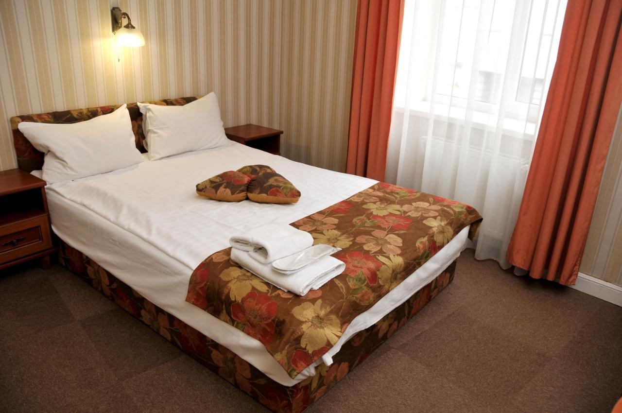 Hotel Irena Львов Экстерьер фото