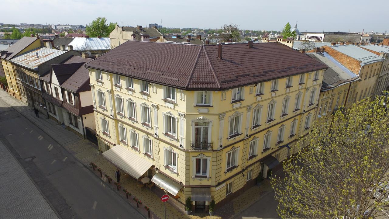 Hotel Irena Львов Экстерьер фото